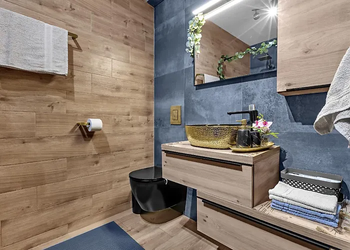 Aria De Lux Макарська