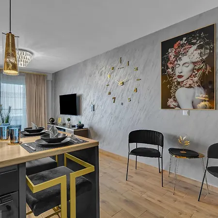 Aria De Lux Apartment *